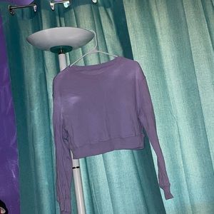 •purple cropped pullover•